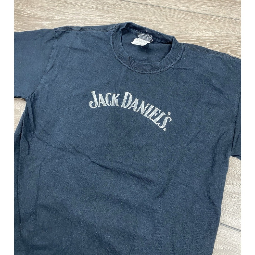 Jack Daniels Men's 2004 Vintage Whiskey Barrel Graphic T Shirt Black Size Medium